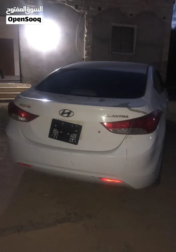 Hyundai Elantra 2012 photo 3