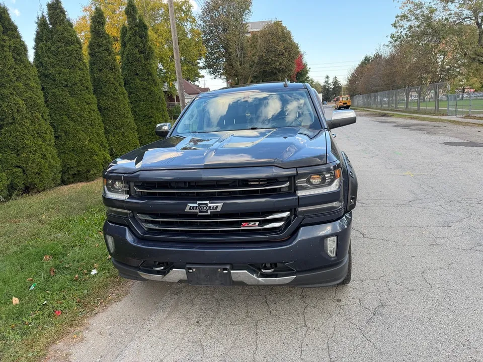 Chevrolet Silverado 1500 2018 photo 2