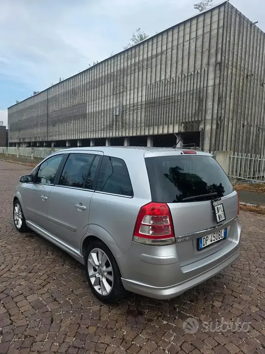 Opel Zafira 2008 photo 3