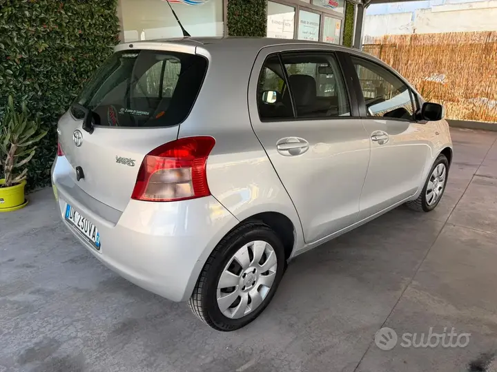 Toyota Yaris 2007 photo 5