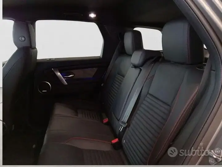 Land Rover Discovery Sport 2022 photo 5