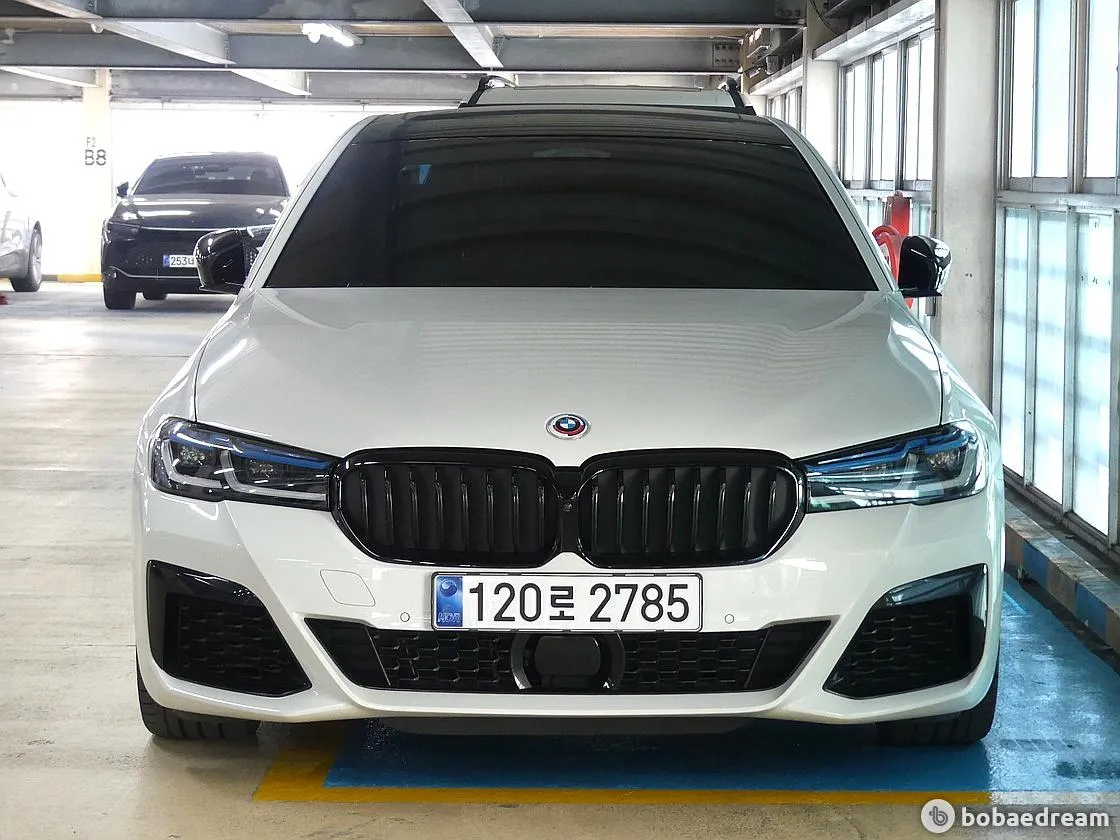 BMW M550I