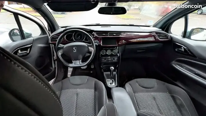 Citroen Ds3 2011 photo 3