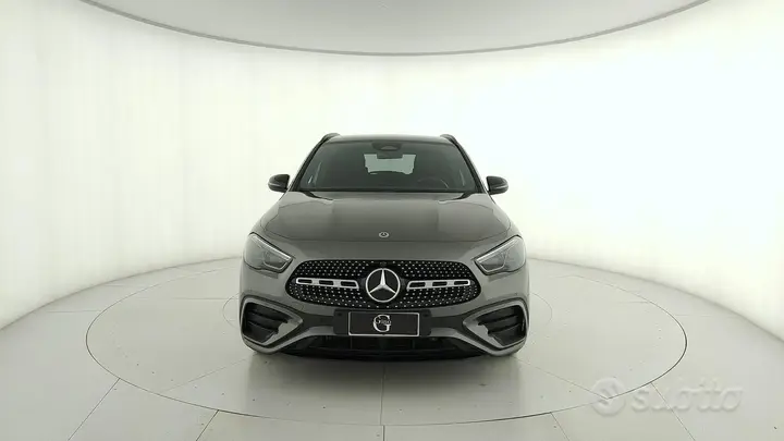Mercedes-Benz Gla 2025 photo 2