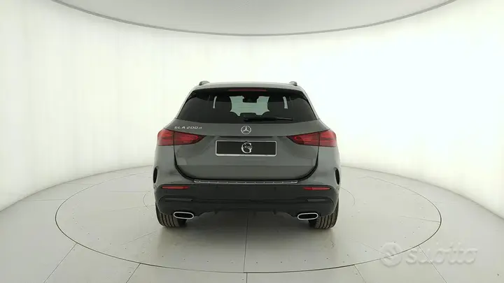Mercedes-Benz Gla 2025 photo 4