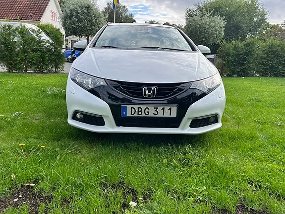 Honda Civic 2014 photo 2
