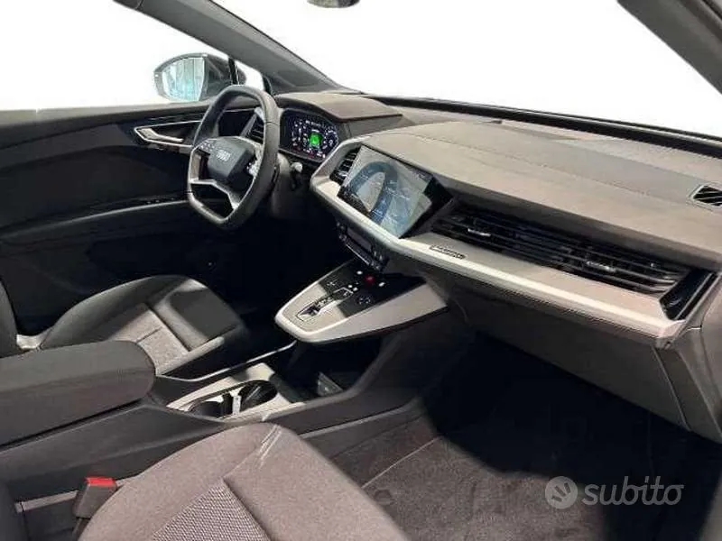 Audi Q4 E-Tron 2025 photo 3