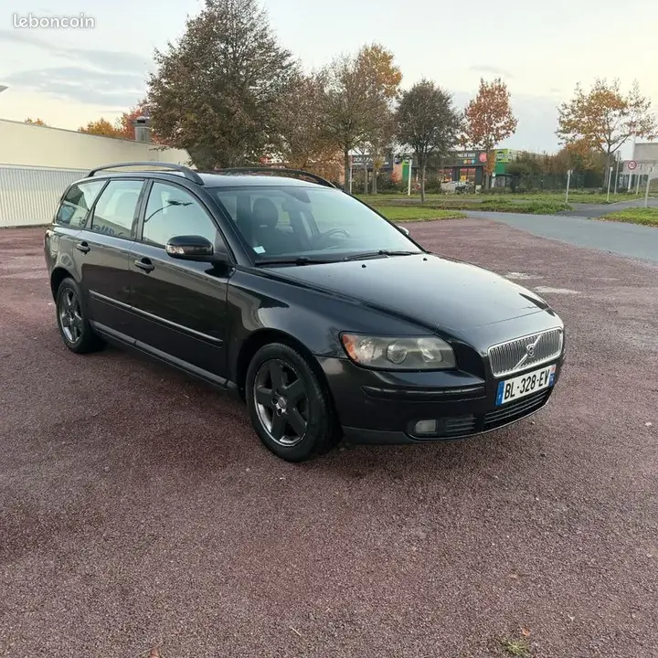 Volvo V50
