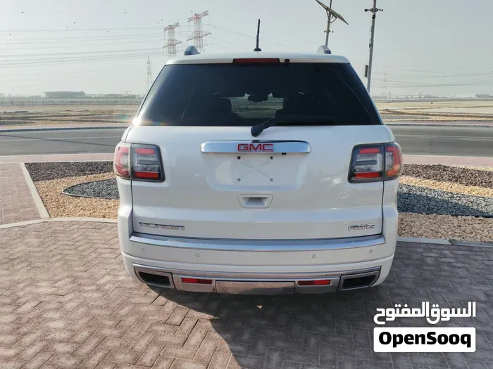 GMC Acadia 2016 photo 4