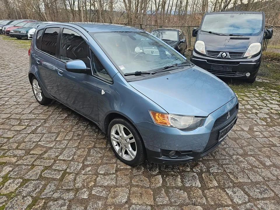 Mitsubishi Colt