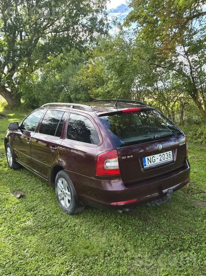 Skoda Octavia 2012 photo 4
