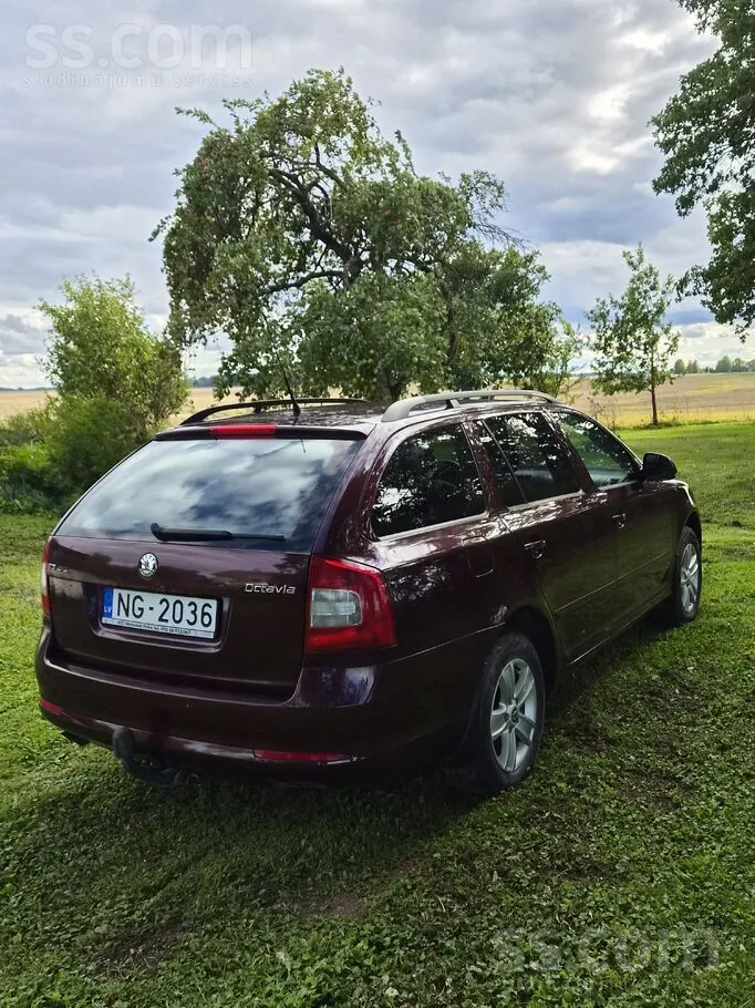 Skoda Octavia 2012 photo 3