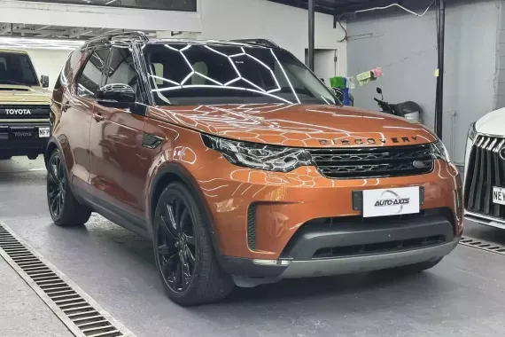 Land Rover Discovery 5 2018 photo 2