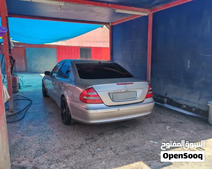 Mercedes-Benz E-Class 2003 photo 4