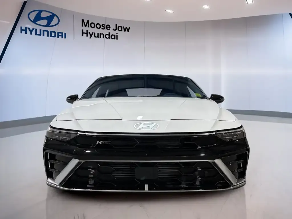 Hyundai Elantra 2026 photo 2