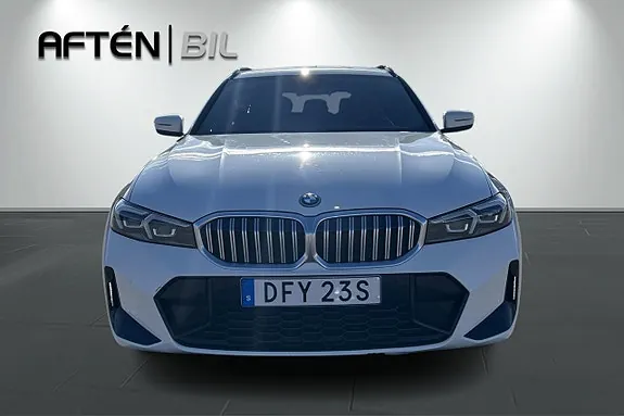 BMW 330E 2023 photo 3