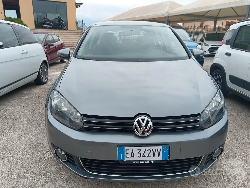 Volkswagen Golf 2010 photo 2