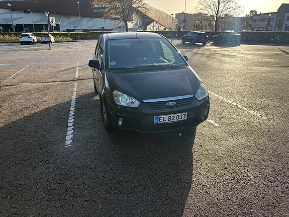 Ford C-Max 2010 photo 2