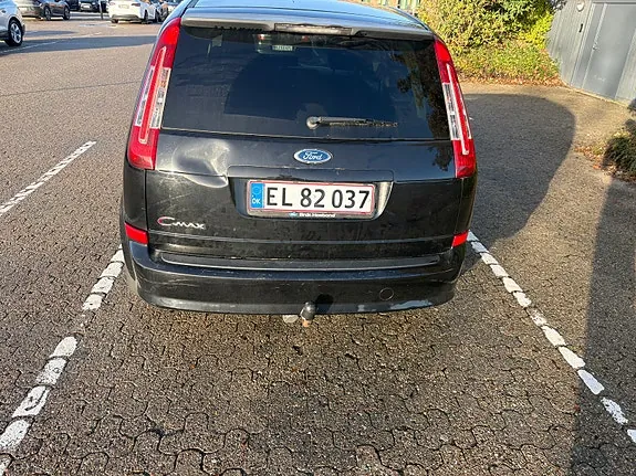 Ford C-Max 2010 photo 4