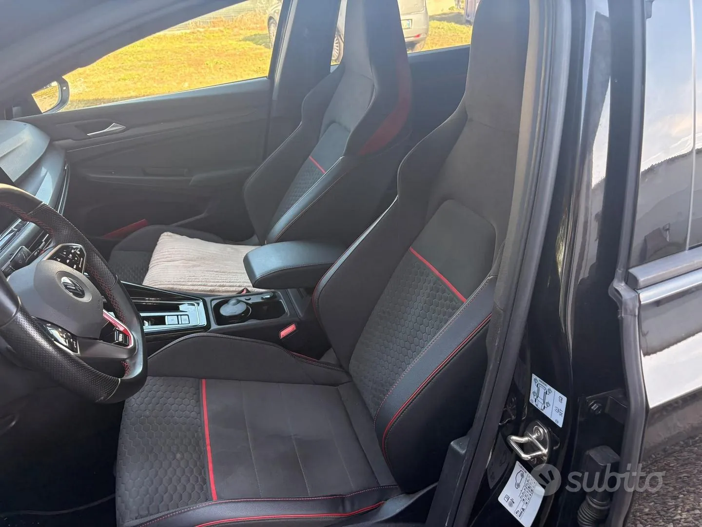 Volkswagen Golf 2023 photo 4