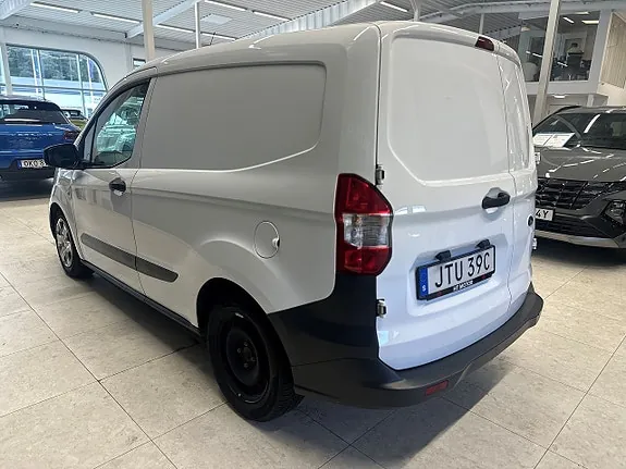 Ford Transit Courier 2020 photo 4