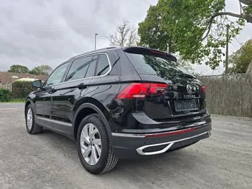 Volkswagen Tiguan 2022 photo 3