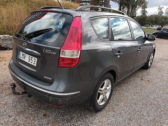 Hyundai I30 2010 photo 3