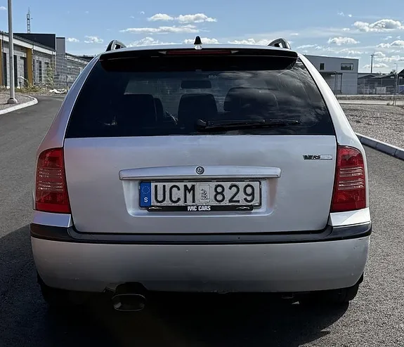 Skoda Octavia 2003 photo 5