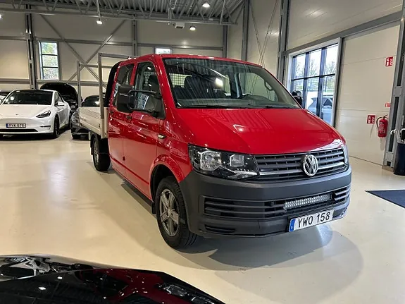 Volkswagen Transporter 2018 photo 2
