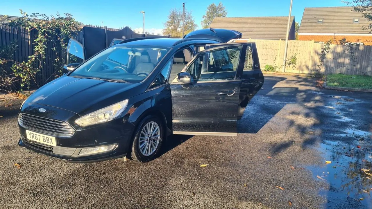 Ford Galaxy 2017 photo 4