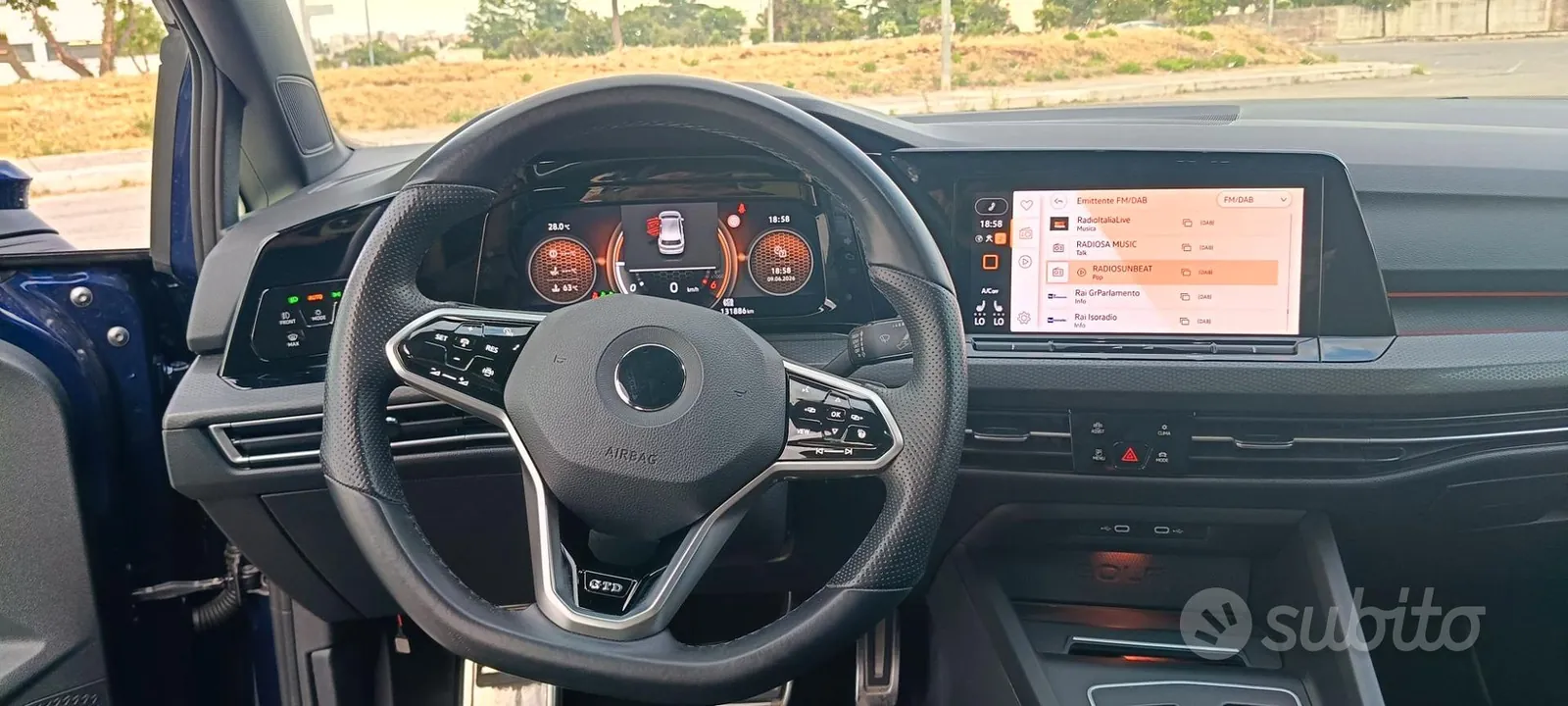 Volkswagen Golf 2022 photo 4