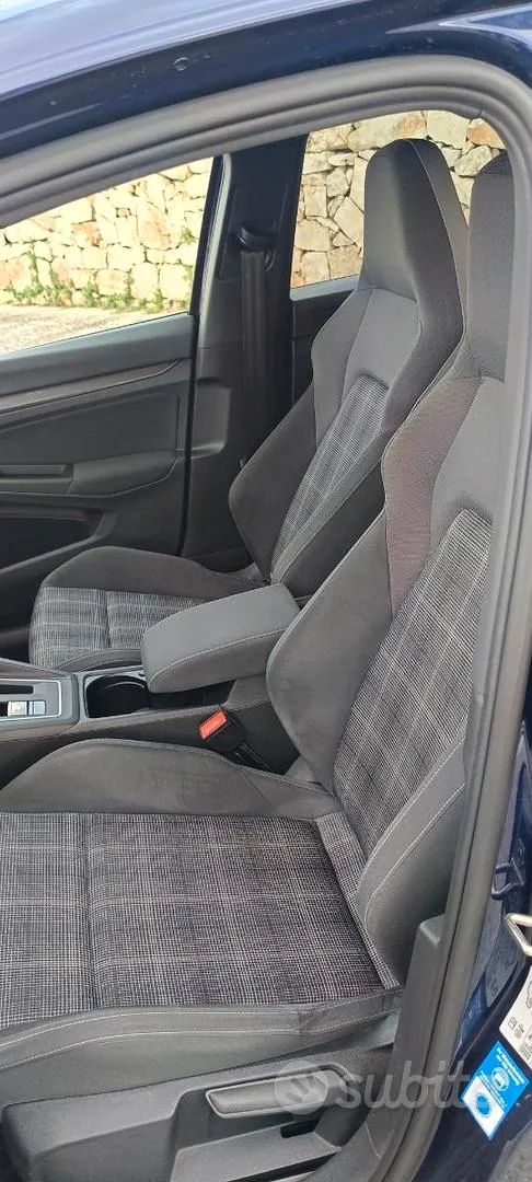 Volkswagen Golf 2022 photo 5