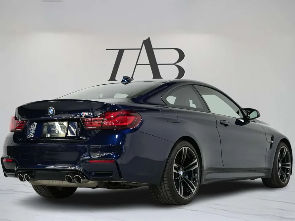 BMW M4 2020 photo 4