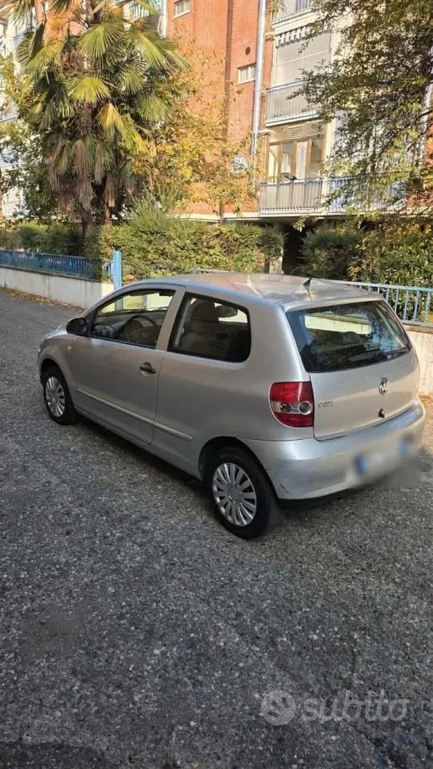 Volkswagen Fox 2009 photo 2