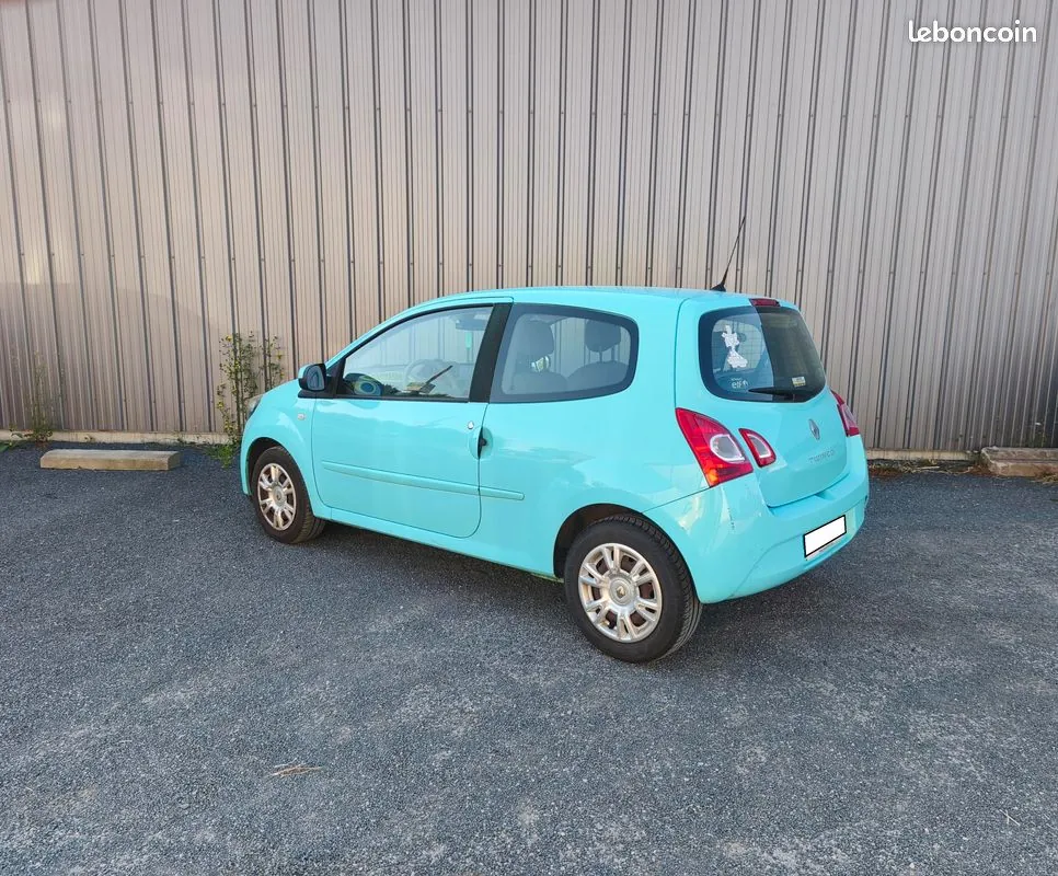 Renault Twingo 2012 photo 2