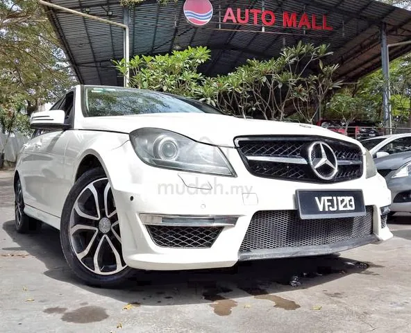 Mercedes-Benz C200 Cgi