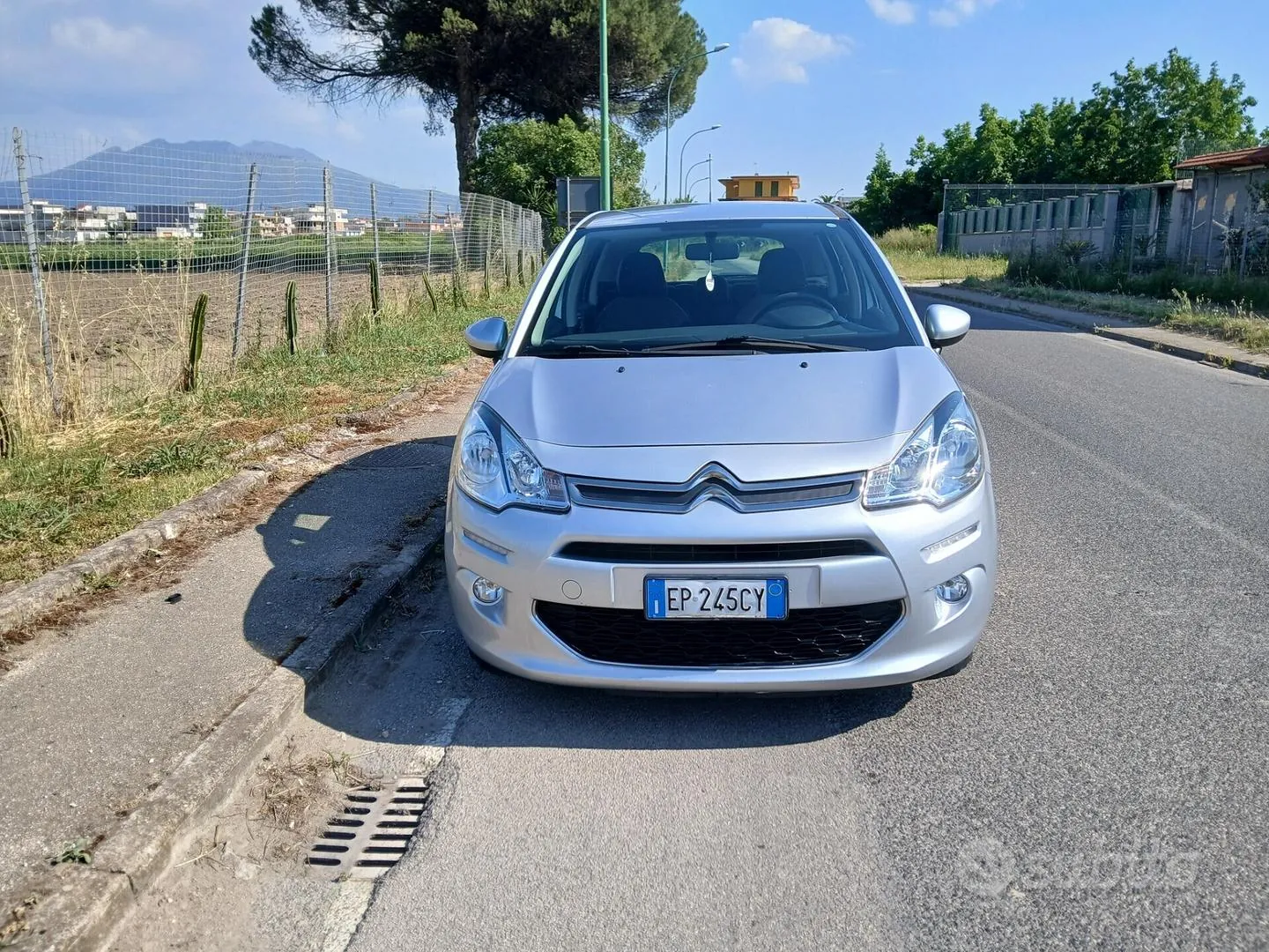 Citroen C3 2013 photo 3