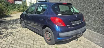 Peugeot 207 2008 photo 2