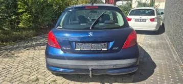 Peugeot 207 2008 photo 3