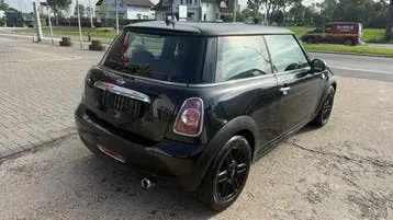 Mini One 2012 photo 3