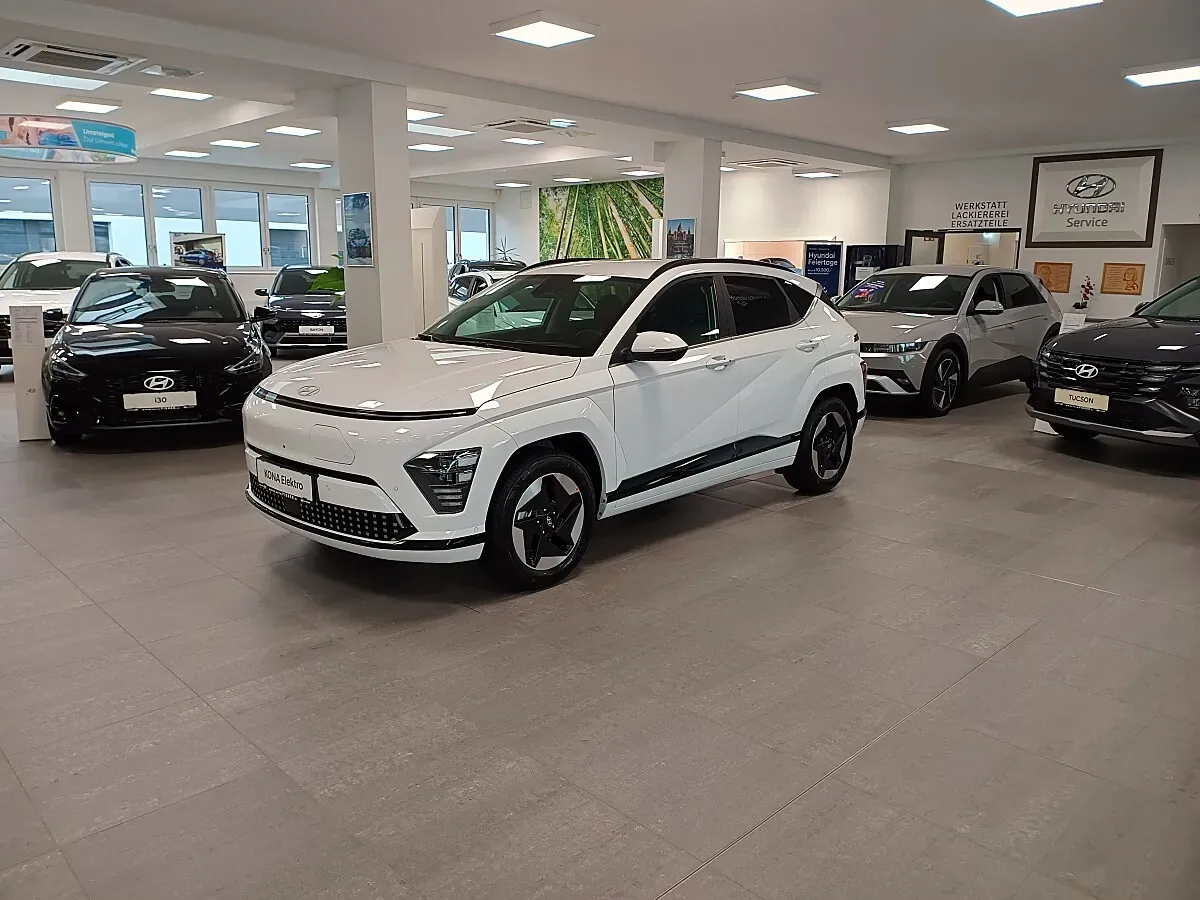 Hyundai Kona photo 2