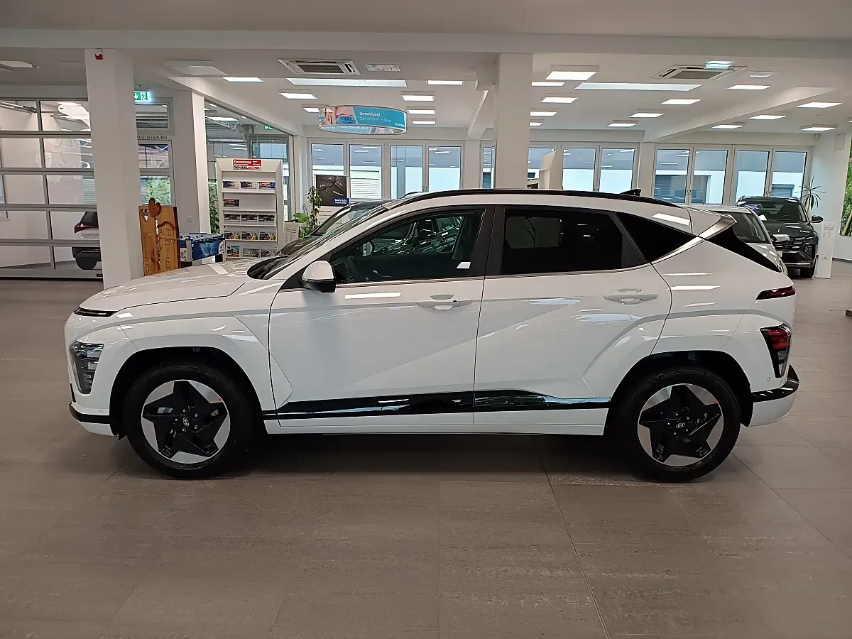 Hyundai Kona photo 3