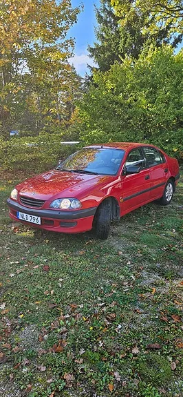 Toyota Avensis 1998 photo 2