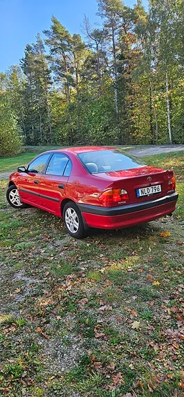 Toyota Avensis 1998 photo 3
