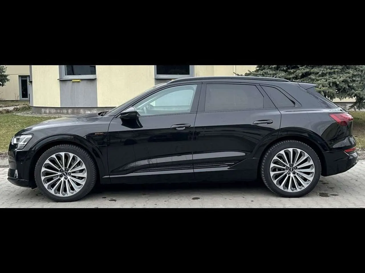 Audi E-Tron 2023 photo 4