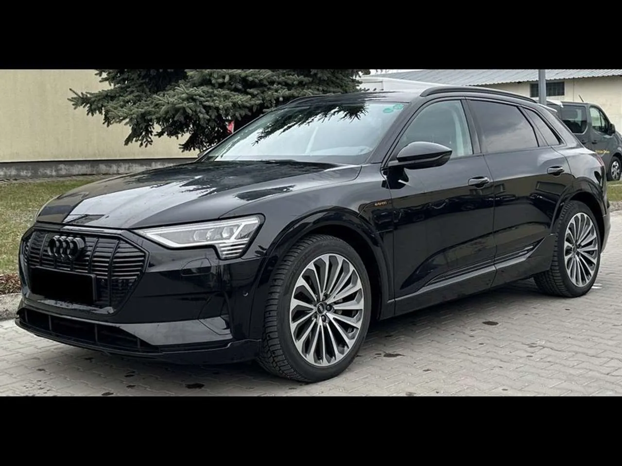 Audi E-Tron 2023 photo 2
