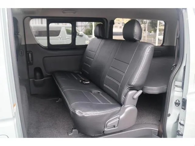 Toyota Hiace 2026 photo 5