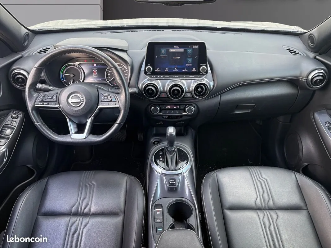 Nissan Juke 2023 photo 2