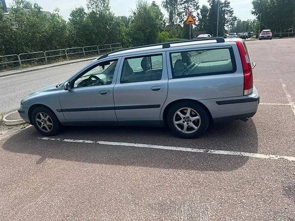 Volvo V70 2001 photo 4