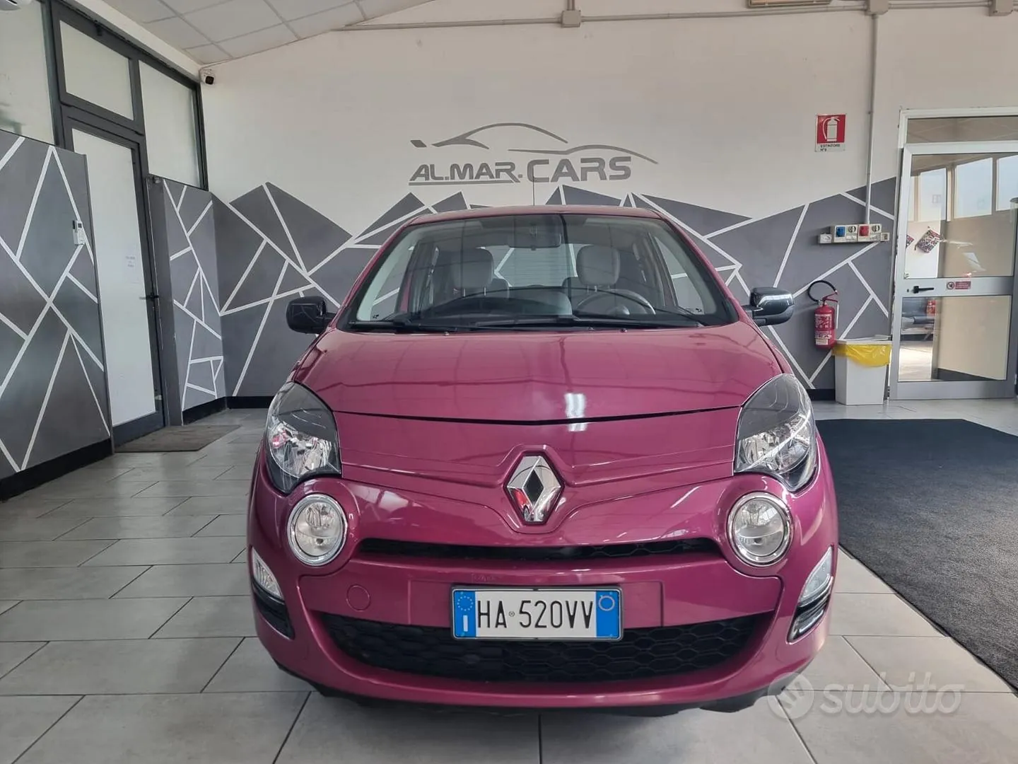 Renault Twingo 2012 photo 2